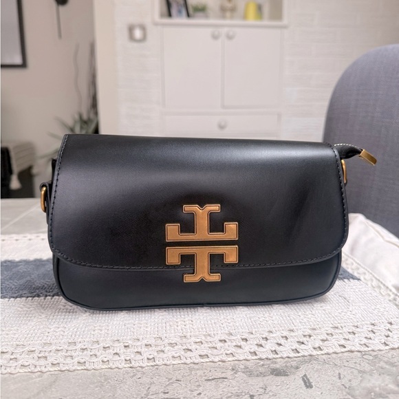 Tory Burch Handbags - Tory Burch Black Leather Crossbody Bag